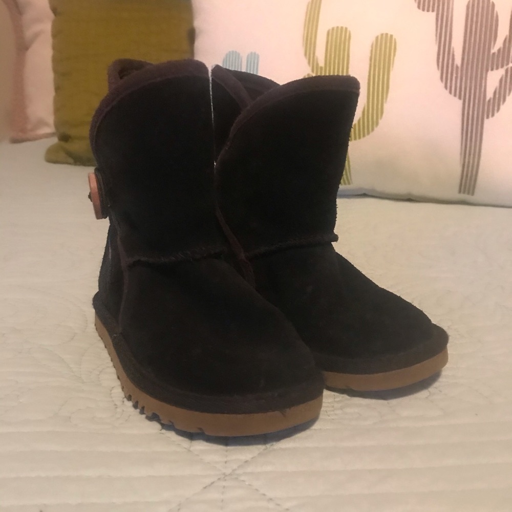 Toddler Uggs